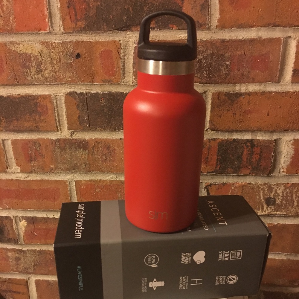 NWT Simple Modern 12 oz. ascent bottle